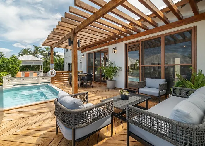 Conch Shell Cottage And The Poolclub At Mahogany Bay! San Pedro 